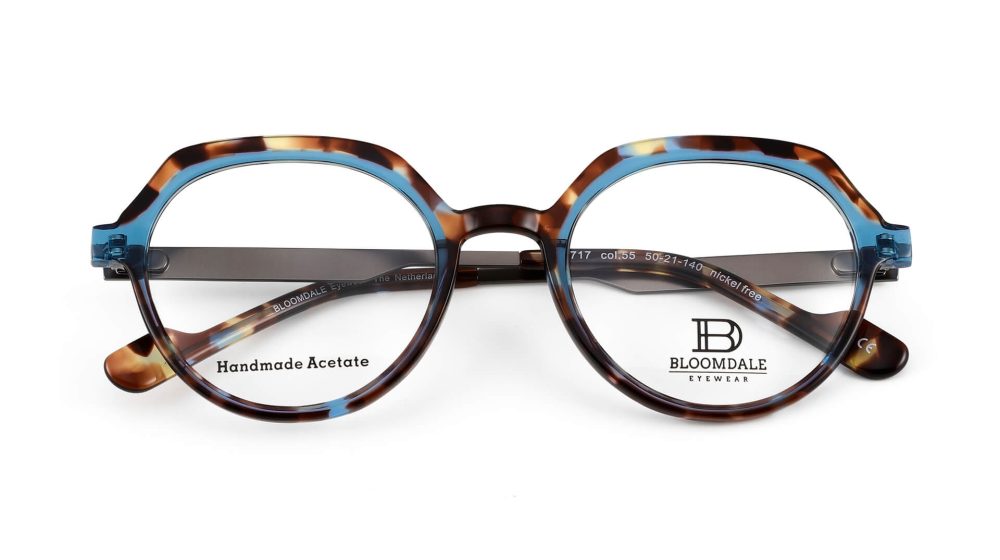 Bloomdale-Eyewear-BD717-55-folded-1000x560